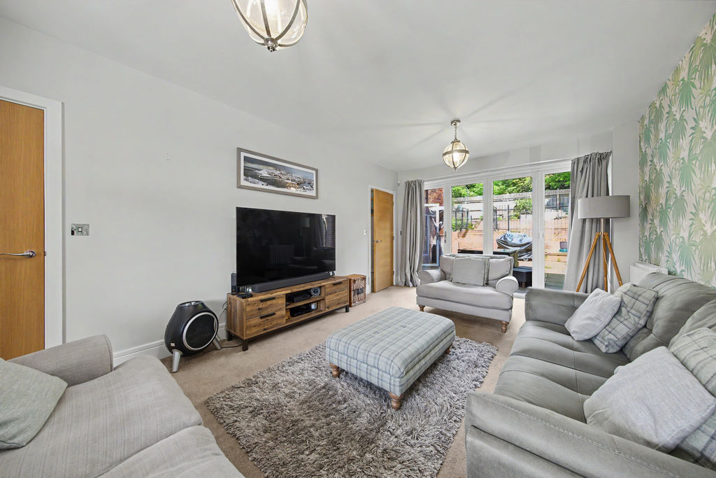 Pomegranate Road Newbold